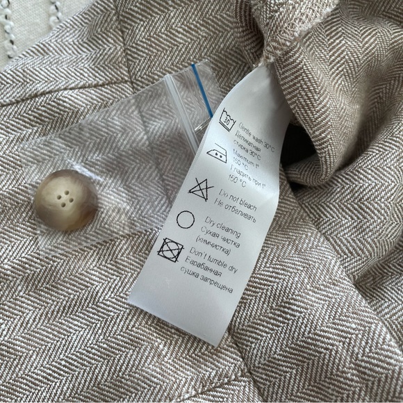 Pleated Trousers, size Medium - Picture 5 of 6